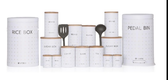 سرویس اورانوس ۱۷ پارچه طرح رین فال سفید در چوبی