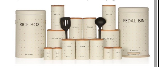 سرویس اورانوس ۱۷ پارچه طرح رین فال کرم در چوبی