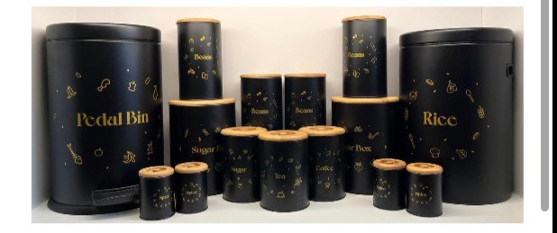 سرویس اورانوس ۱۷ پارچه طرح فرنچ مشکی در چوبی